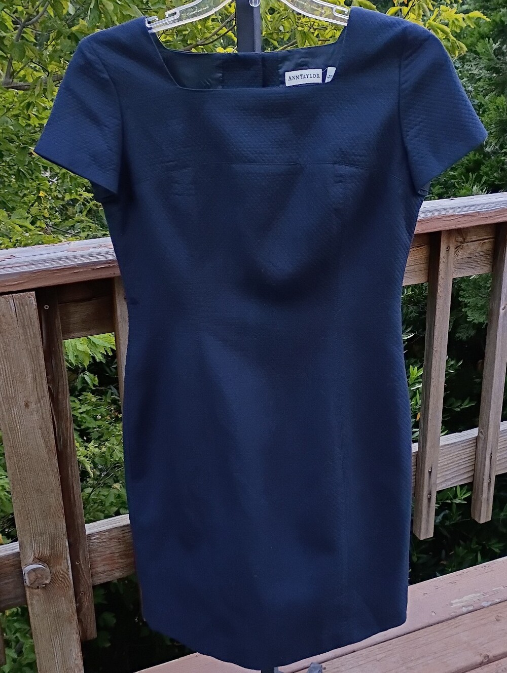 Ann Taylor Navy Square-Neck Cap Sleeve Sheath Dress sz 10